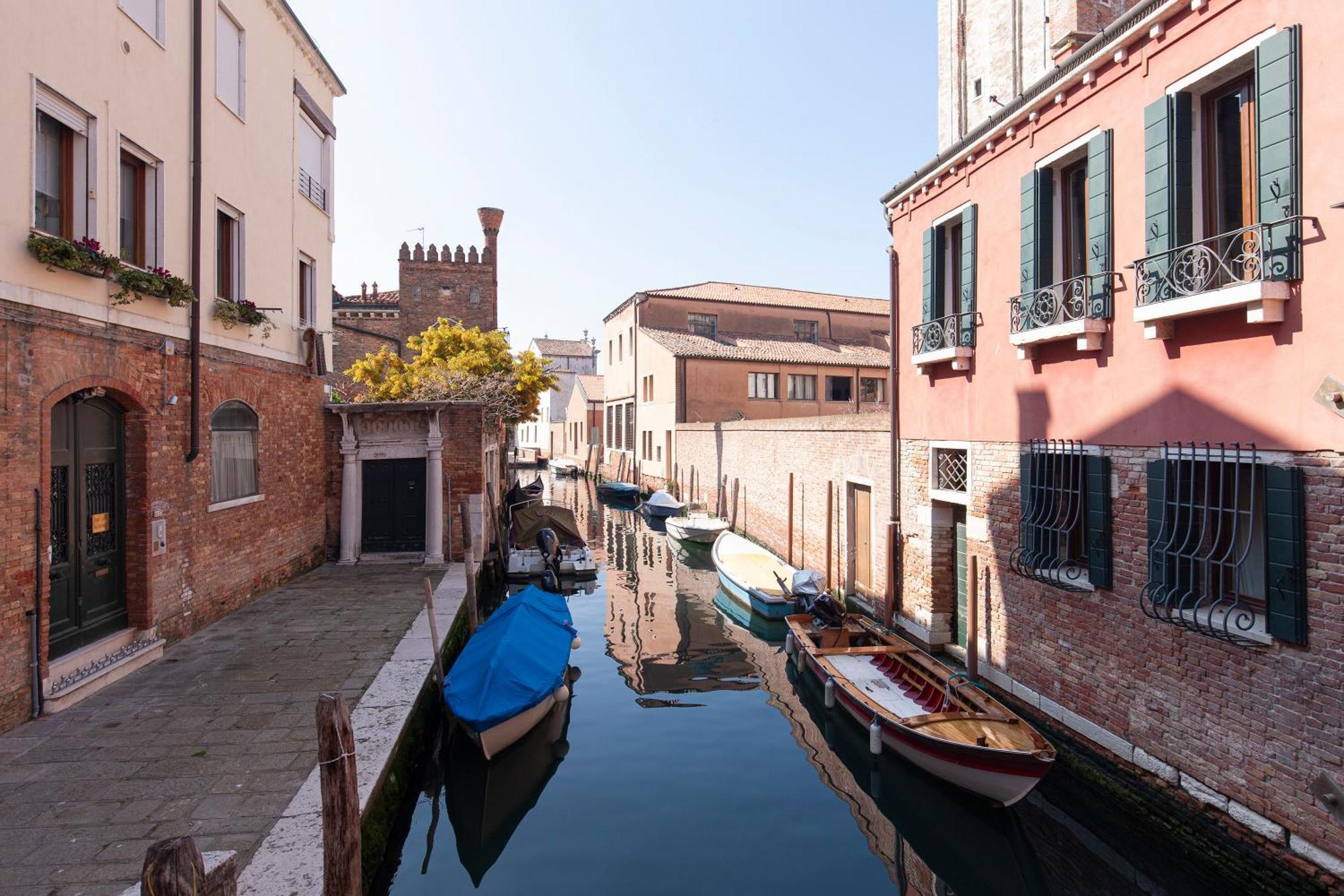 Santa Margherita Guest House Венеция Экстерьер фото