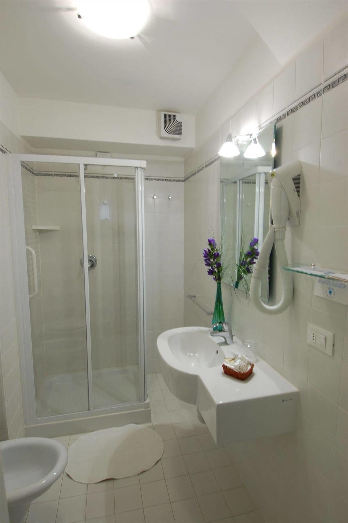 Santa Margherita Guest House Венеция Экстерьер фото